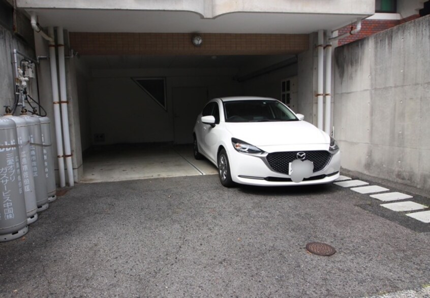 駐車場 ＨＡＮＡＭＩＣＨＩ.Ｂｌｄｇ.