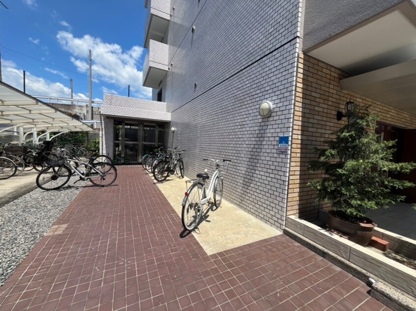 駐輪場 サンフラワー東雲