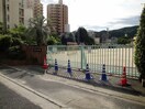 三篠小学校(小学校)まで850m ジョイグリーン