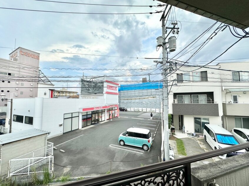 室内からの展望 ベル西原