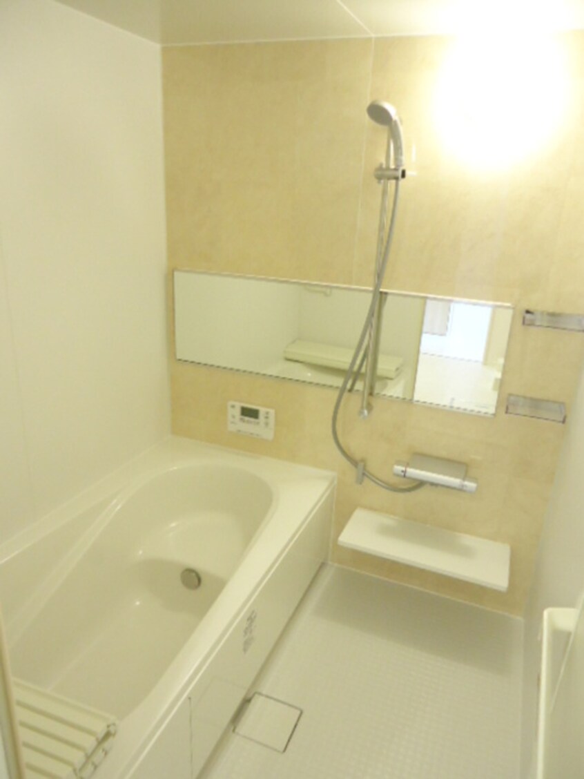 バス／シャワールーム等 メゾン東原