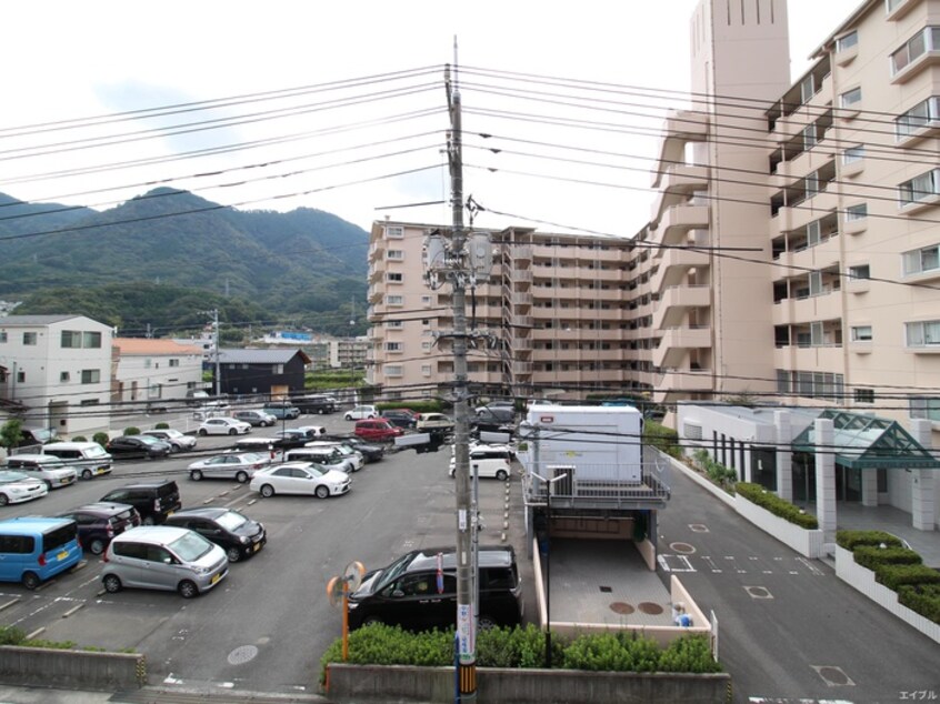 室内からの展望 レジデンス京才