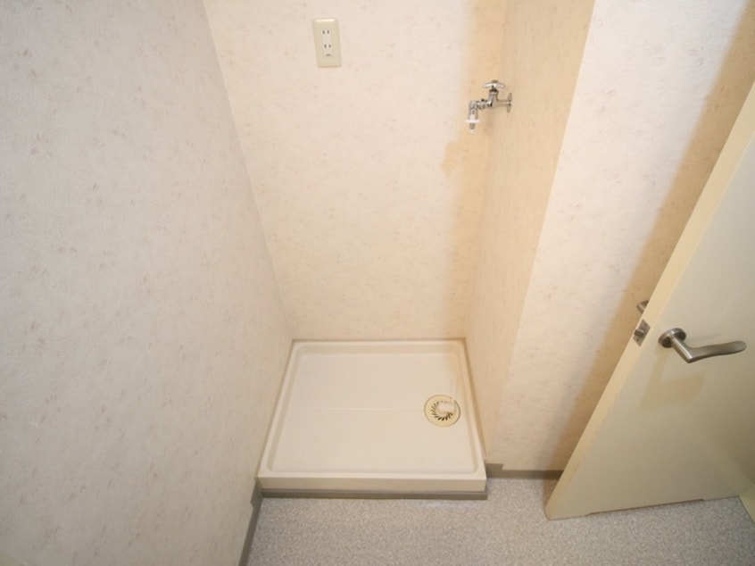 洗濯機置場 第５メゾン舟入本町