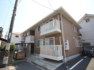 ドエル佐方