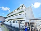 関本マンションの外観