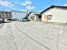 駐車場 関本マンション