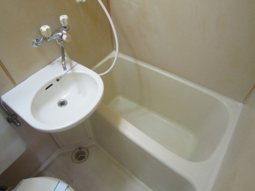 バス／シャワールーム等 関本マンション