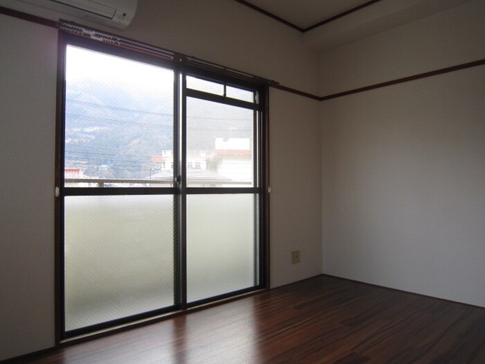 居室 関本マンション