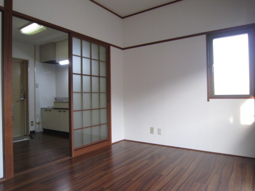 居室 関本マンション