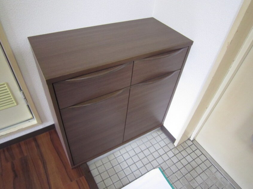 靴箱 関本マンション