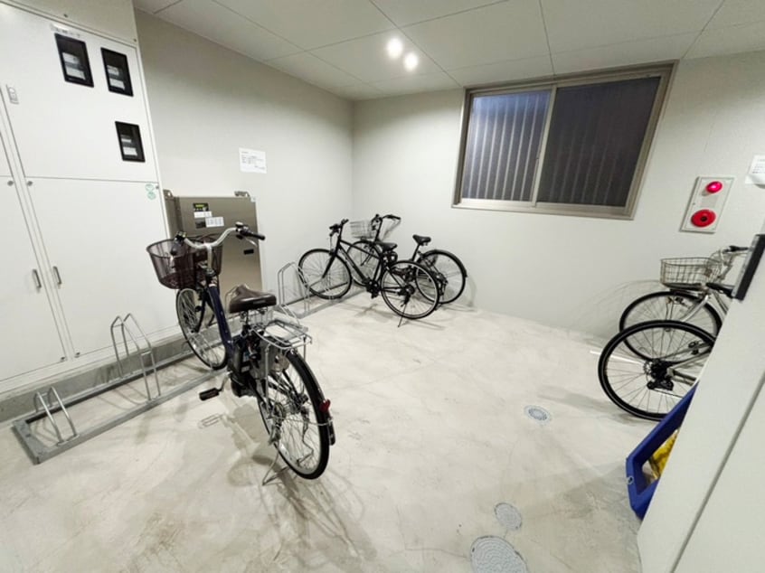 駐輪場 パレグレース西十日市