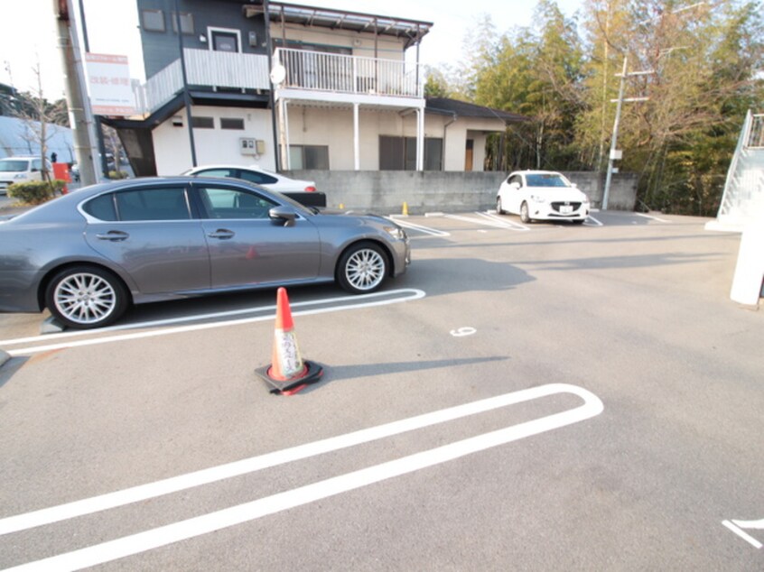 駐車場 阿品ビル