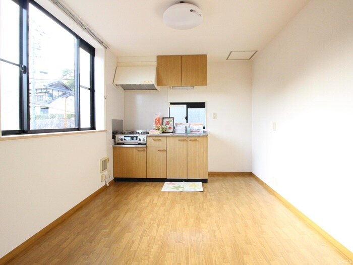 居室 プリエールＢ