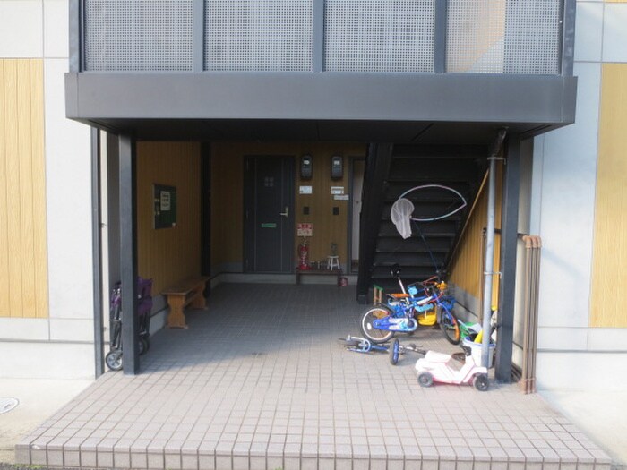 エントランス部分 プリエールＢ