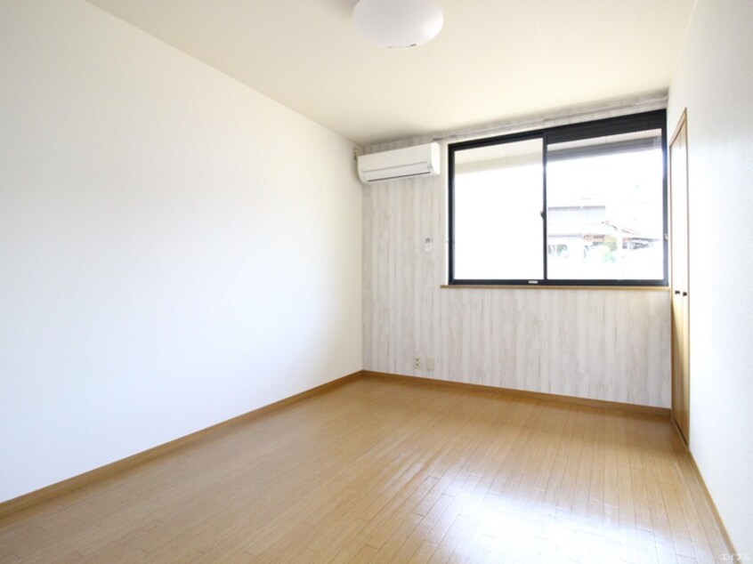 居室 プリエールＢ