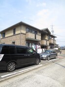 グランシャリオＢ棟の外観