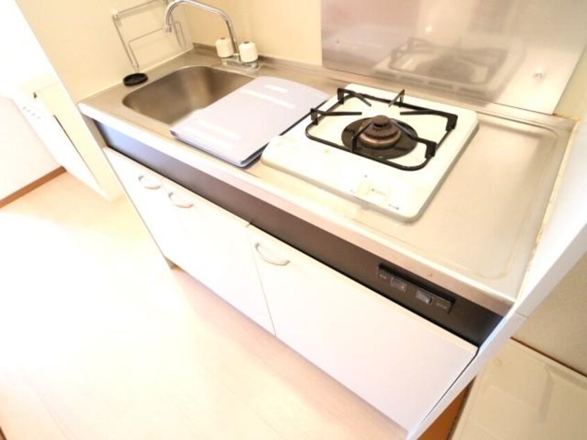  大和路線・関西本線/王寺駅 徒歩2分 2階 築24年