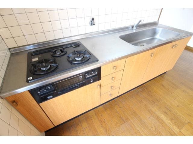  大和路線・関西本線/王寺駅 バス6分星和台1丁目下車:停歩1分 2階 築30年