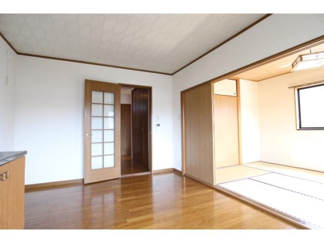  大和路線・関西本線/王寺駅 バス6分星和台1丁目下車:停歩1分 2階 築30年