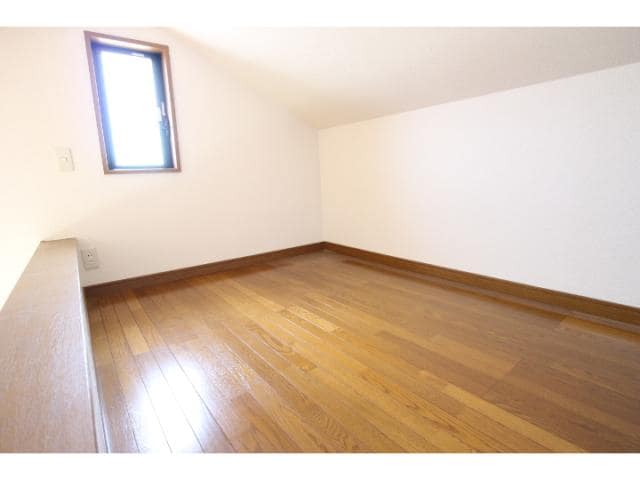  大和路線・関西本線/王寺駅 バス6分星和台1丁目下車:停歩1分 2階 築30年