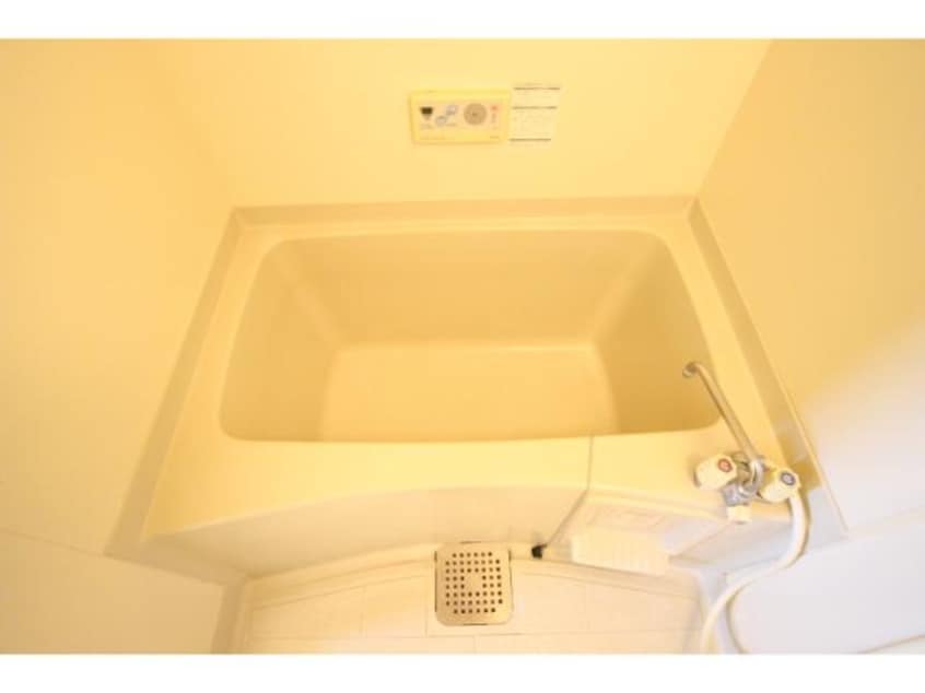  大和路線・関西本線/王寺駅 バス6分星和台1丁目下車:停歩1分 2階 築30年