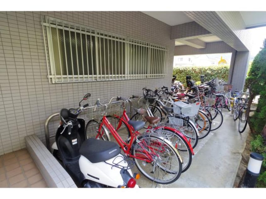  大和路線・関西本線/王寺駅 徒歩9分 2階 築32年