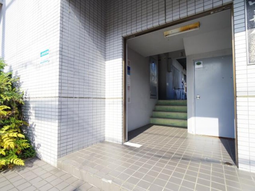 大和路線・関西本線/王寺駅 徒歩10分 2階 築36年
