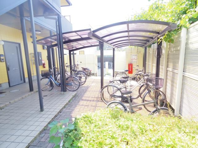  大和路線・関西本線/王寺駅 徒歩12分 1階 築27年