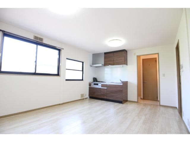  大和路線・関西本線/王寺駅 徒歩11分 1階 築26年