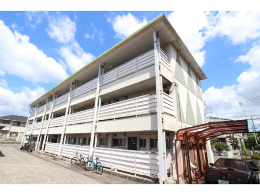  大和路線・関西本線/王寺駅 バス7分桜ヶ丘3丁目下車:停歩1分 3階 築49年