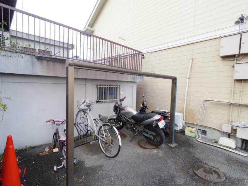  大和路線・関西本線/王寺駅 バス8分竜田大橋下車:停歩7分 2階 築30年