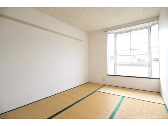  大和路線・関西本線/王寺駅 バス8分竜田大橋下車:停歩7分 2階 築30年