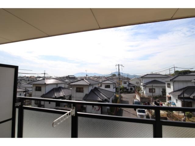  大和路線・関西本線/王寺駅 バス9分服部下車:停歩5分 2階 築25年