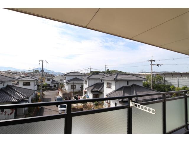  大和路線・関西本線/王寺駅 バス9分服部下車:停歩5分 2階 築25年