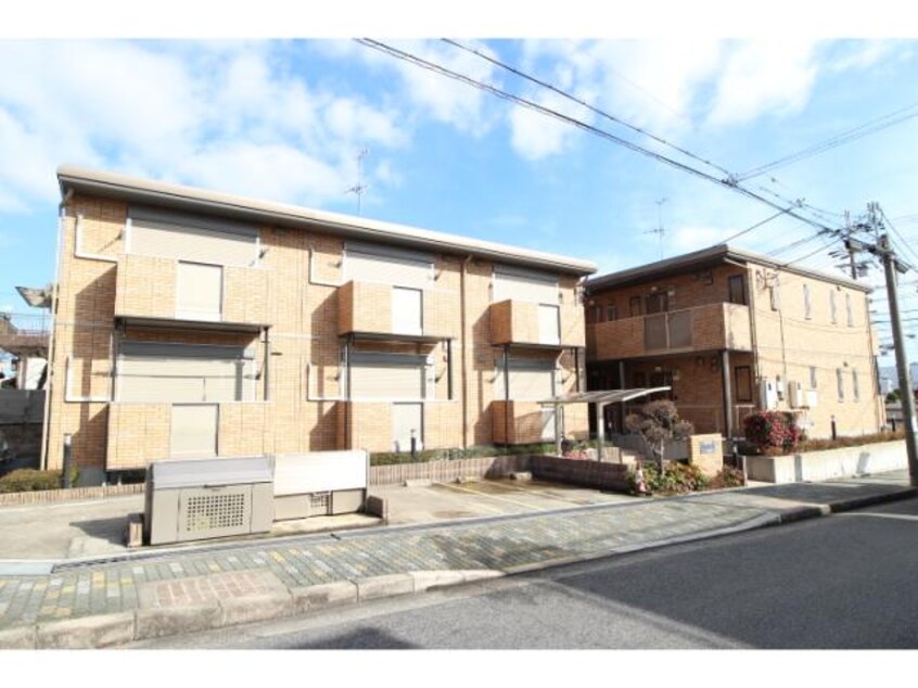  大和路線・関西本線/王寺駅 バス7分中山台２丁目下車:停歩1分 1階 築20年