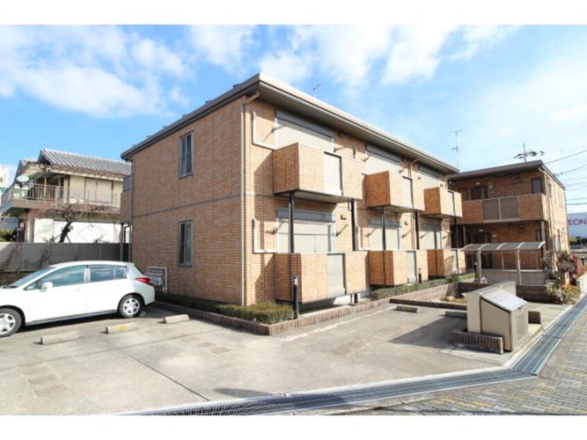  大和路線・関西本線/王寺駅 バス7分中山台２丁目下車:停歩1分 1階 築20年