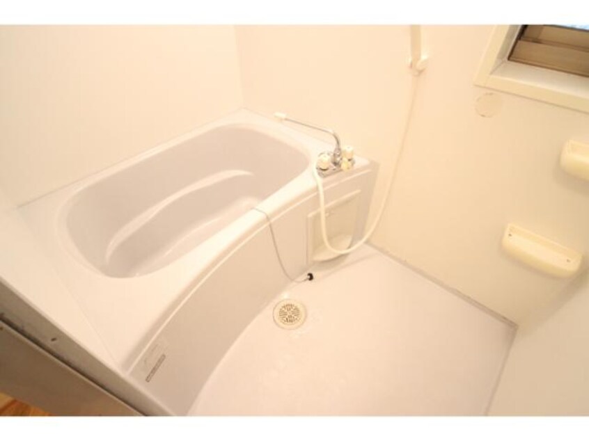  大和路線・関西本線/王寺駅 バス7分中山台２丁目下車:停歩1分 1階 築20年