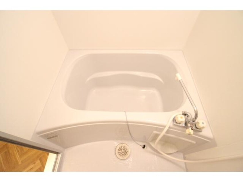  大和路線・関西本線/王寺駅 バス7分中山台２丁目下車:停歩1分 1階 築20年