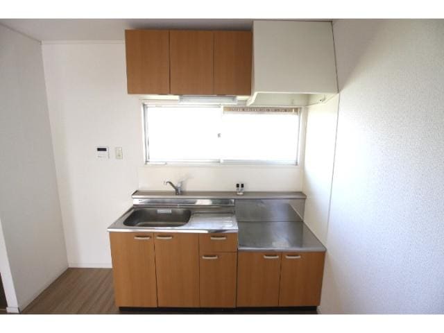 大和路線・関西本線/王寺駅 バス13分下牧南口下車:停歩3分 1階 築37年