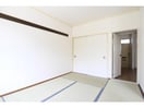  大和路線・関西本線/王寺駅 バス13分下牧南口下車:停歩3分 1階 築37年
