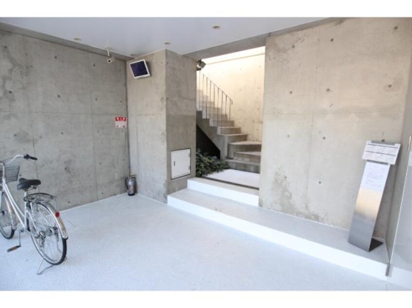  大和路線・関西本線/王寺駅 徒歩6分 4階 築22年