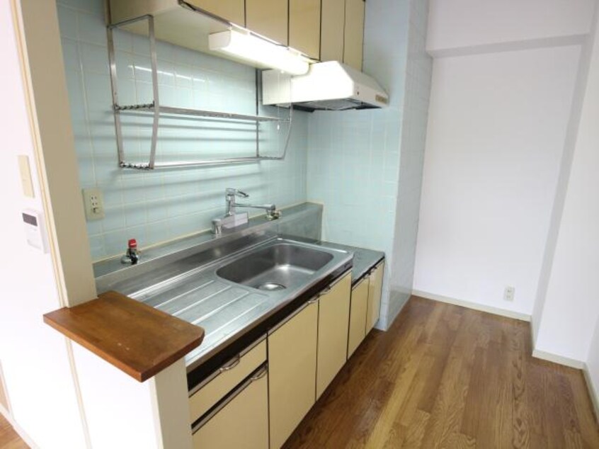  大和路線・関西本線/王寺駅 徒歩11分 1階 築44年