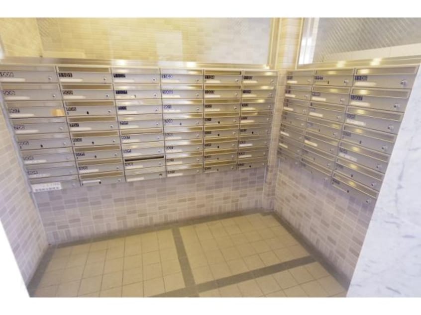 集合郵便受け 大和路線・関西本線/王寺駅 徒歩1分 4階 築22年