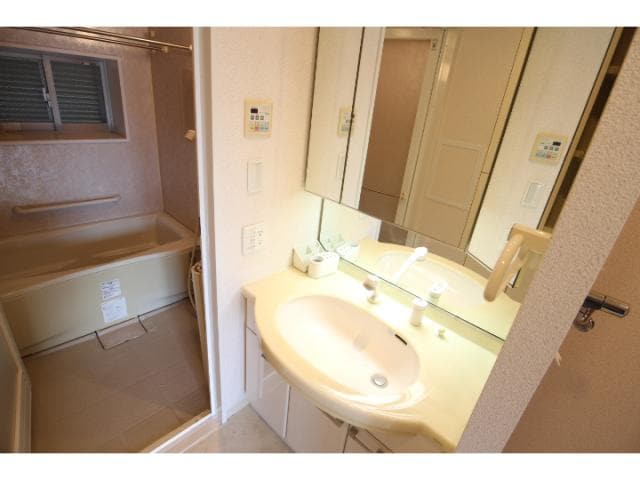  大和路線・関西本線/王寺駅 徒歩1分 4階 築22年