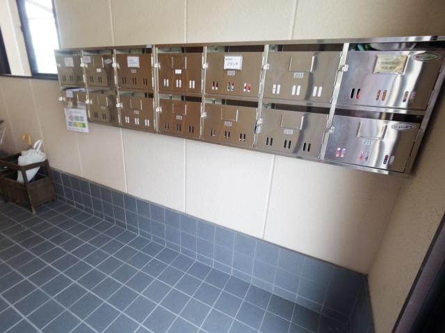 集合郵便受け 大和路線・関西本線/三郷駅 徒歩6分 2階 築30年