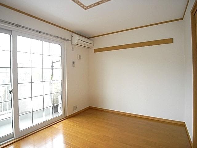  大和路線・関西本線/王寺駅 バス15分服部下車:停歩3分 1階 築19年