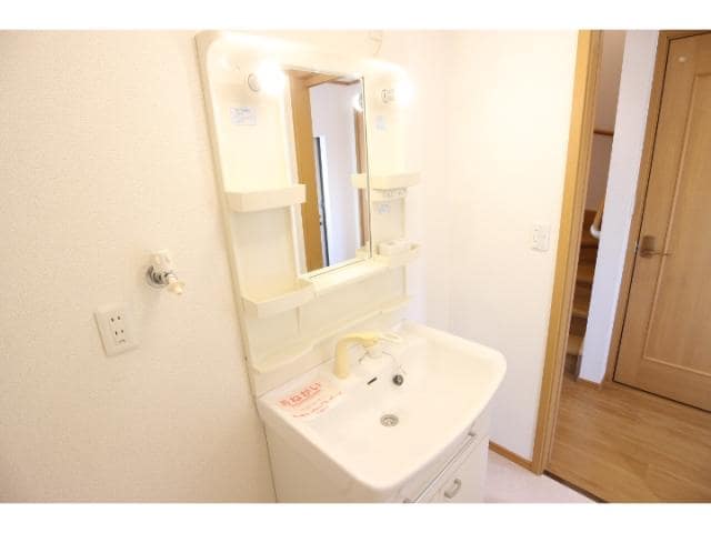  大和路線・関西本線/三郷駅 徒歩16分 1-2階 築19年