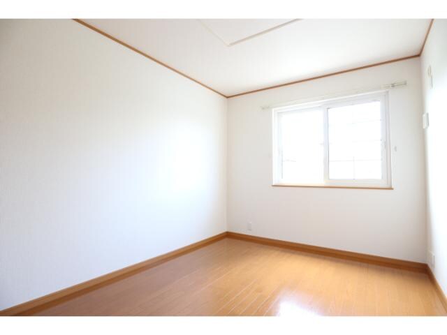 同系モデル写真 大和路線・関西本線/法隆寺駅 徒歩12分 1階 築18年