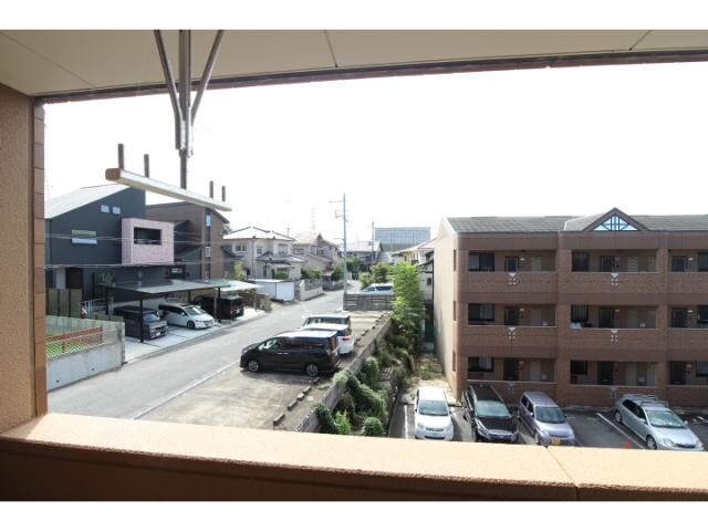  大和路線・関西本線/王寺駅 バス10分友紘会病院前下車:停歩1分 3階 築18年
