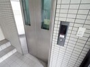 エレベーター 大和路線・関西本線/王寺駅 バス7分中山台２丁目下車:停歩3分 4階 築25年